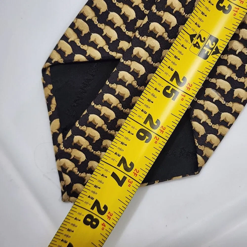 Vintage Banana Republic Silk Classic Neck Tie Italy Black Gold Hippo Novelty 56
